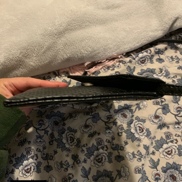 ASOS Envelope clutch crossbody faux snake print - Picture 5 of 5